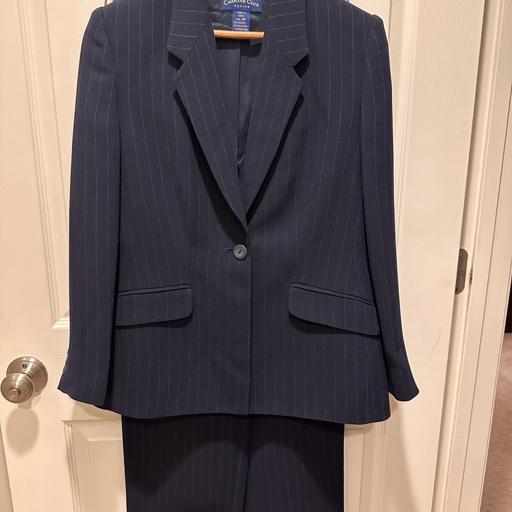 Charter Club Women’s Blue Pantsuit Size 4P